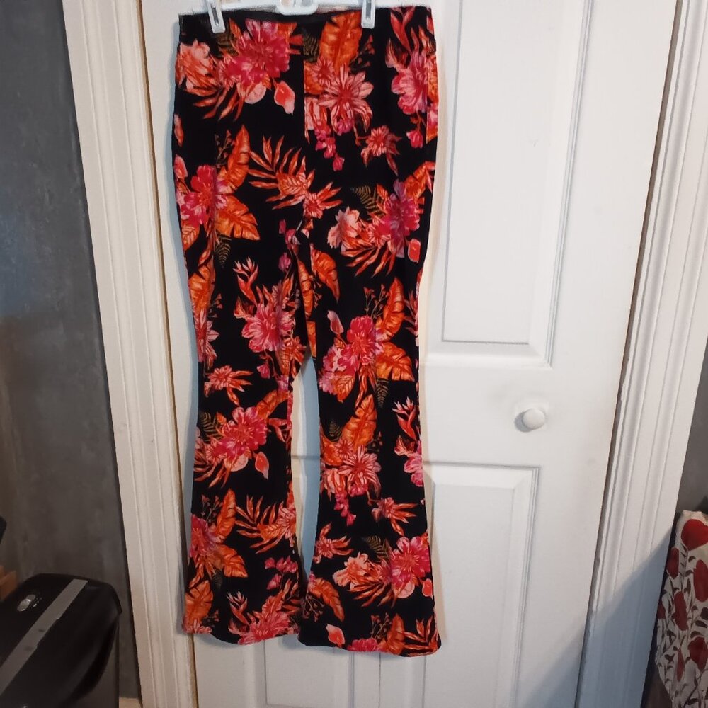 Ladies Pant 🌬FALL INTO SAVINGS